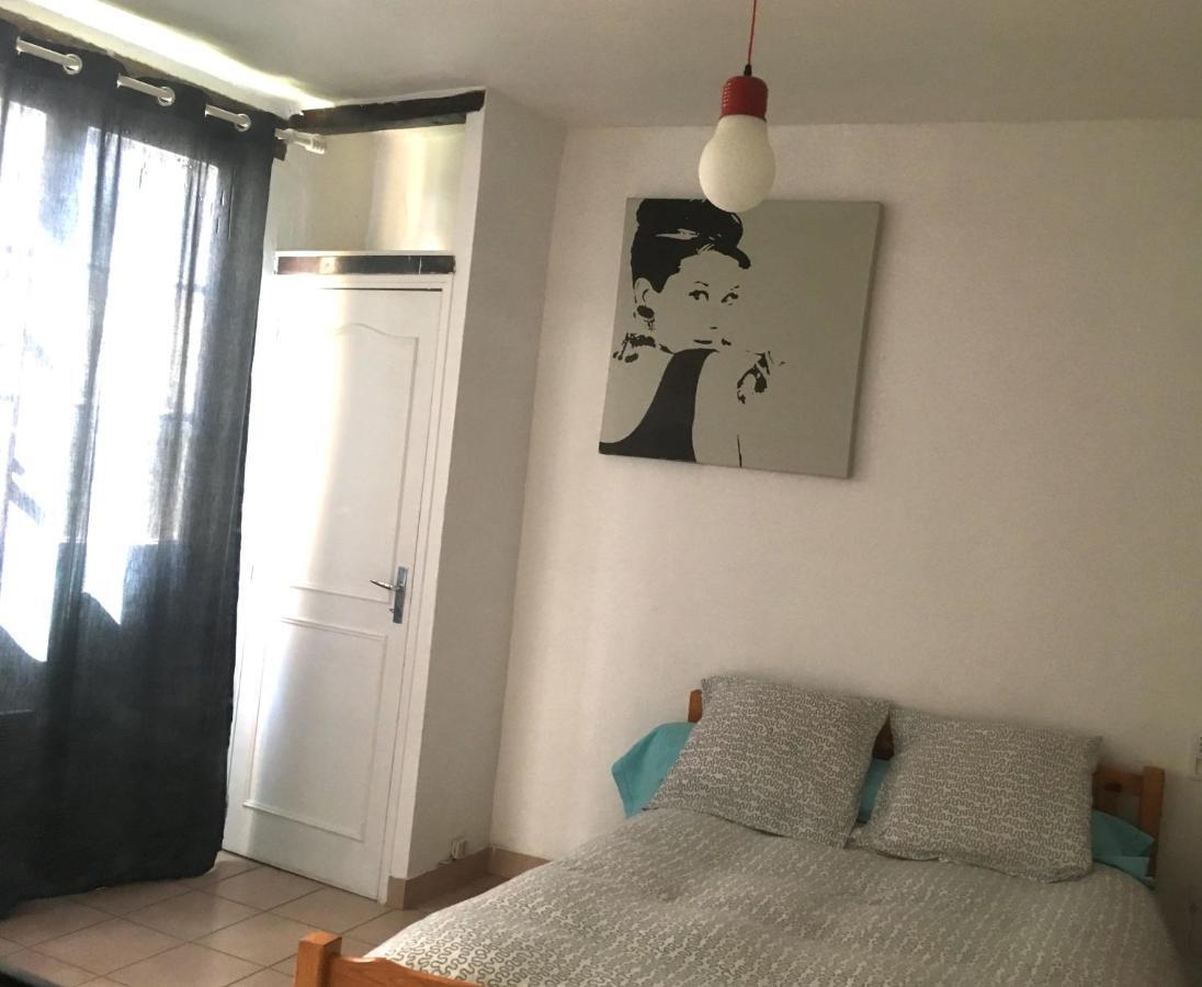 Appartement Chez Tibo à Provins Extérieur photo