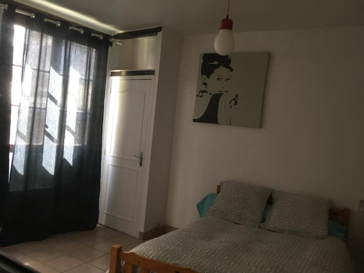 Appartement Chez Tibo à Provins Extérieur photo